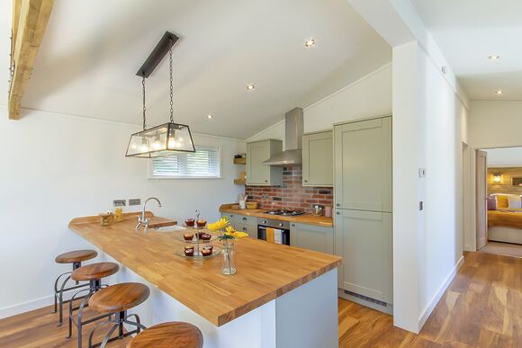 Gylly - Caddy&rsquo;s Corner Lodges, Carnmenellis, Nr Falmouth