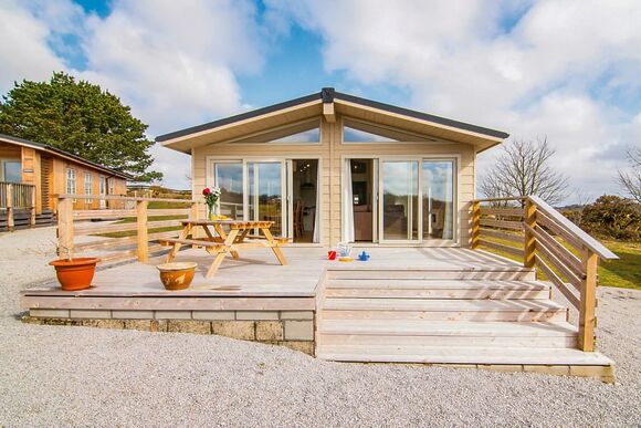 Perran - Caddy&rsquo;s Corner Lodges, Carnmenellis, Nr Falmouth