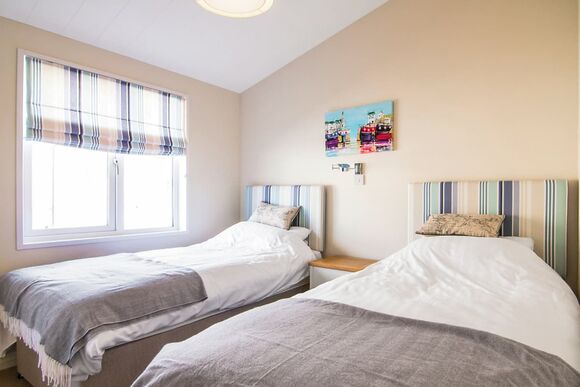 Perran - Caddy&rsquo;s Corner Lodges, Carnmenellis, Nr Falmouth