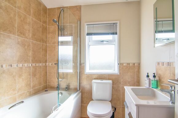 Perran - Caddy&rsquo;s Corner Lodges, Carnmenellis, Nr Falmouth