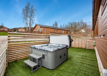 Lochton - Castlewood Lodges, Castlewood