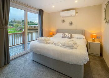 Pelican Lodge - Caistor Lakes Lodges, Caistor, Market Rasen