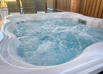 Shearwater Lodge - Caistor Lakes Lodges, Caistor, Market Rasen