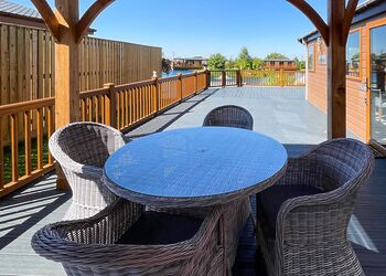 Sandpiper Lodge - Caistor Lakes Lodges, Caistor, Market Rasen