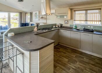 Sandpiper Lodge - Caistor Lakes Lodges, Caistor, Market Rasen