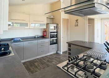 Sandpiper Lodge - Caistor Lakes Lodges, Caistor, Market Rasen