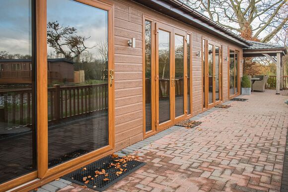 Caistor Lakes Lodges