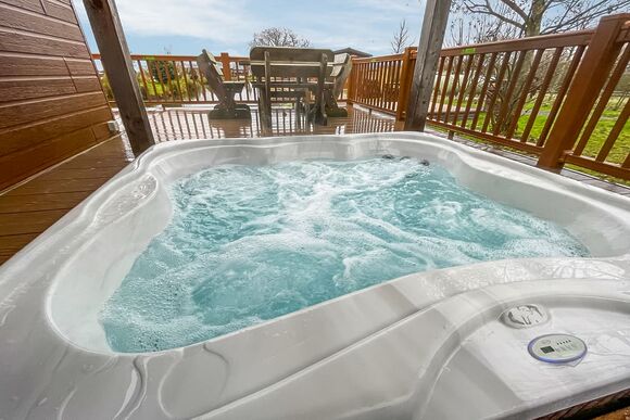 Kingfisher Lodge - Caistor Lakes Lodges, Caistor, Market Rasen