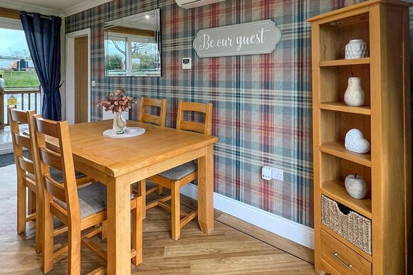 Mallard Lodge - Caistor Lakes Lodges, Caistor, Market Rasen