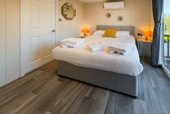 Puffin Lodge - Caistor Lakes Lodges, Caistor, Market Rasen