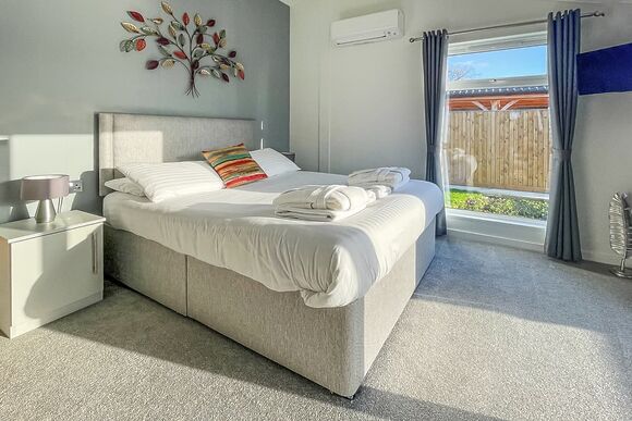 Stork Lodge - Caistor Lakes Lodges, Caistor, Market Rasen