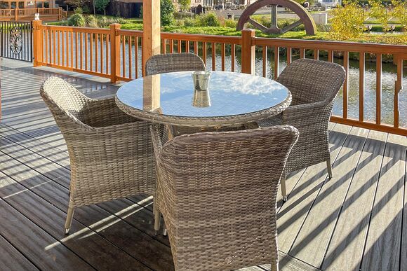 Eider Lodge - Caistor Lakes Lodges, Caistor, Market Rasen