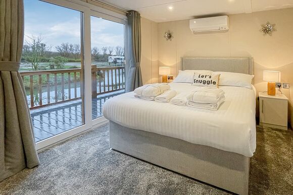 Eider Lodge - Caistor Lakes Lodges, Caistor, Market Rasen