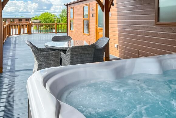 Lapwing Lodge - Caistor Lakes Lodges, Caistor, Market Rasen