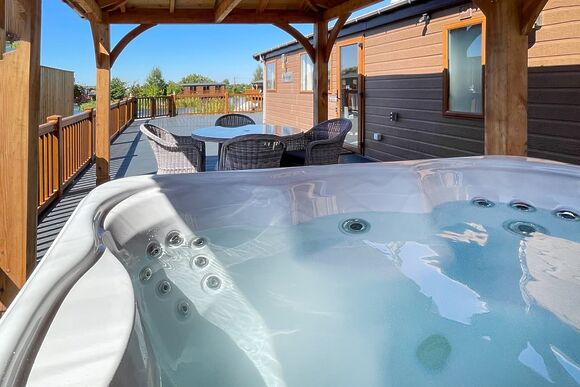 Sandpiper Lodge - Caistor Lakes Lodges, Caistor, Market Rasen