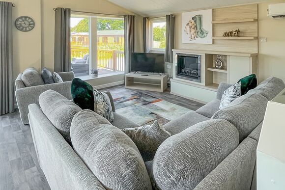 Sandpiper Lodge - Caistor Lakes Lodges, Caistor, Market Rasen