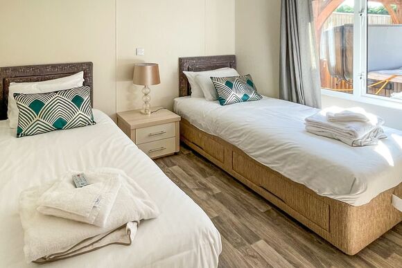 Sandpiper Lodge - Caistor Lakes Lodges, Caistor, Market Rasen