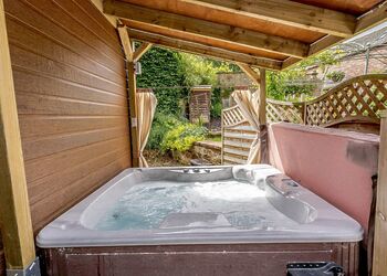 Dexter - Calthwaite Hall Lodges, Calthwaite, Nr Penrith