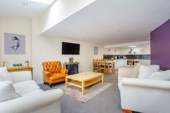 The Carriage House - Calthwaite Hall Lodges, Calthwaite, Nr Penrith