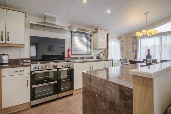 Gold  Lodge 3 - Carlton Meres Holiday Park, Saxmundham