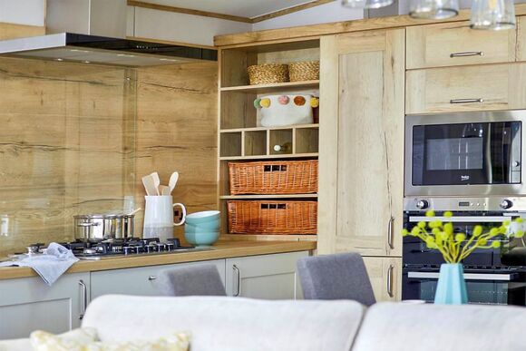 Platinum 2 Caravan with Decking (Pet) - Carlton Meres Holiday Park, Saxmundham