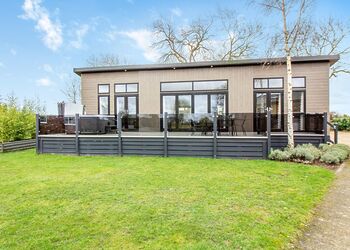 Osprey - Camper UK Leisure Park, Swinethorpe, Nr Lincoln