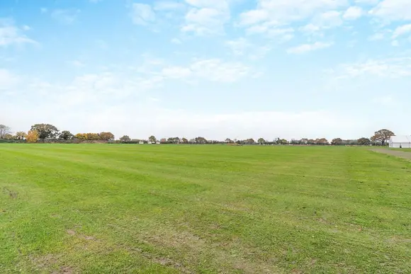 Camper UK Leisure Park, Swinethorpe, Nr Lincoln