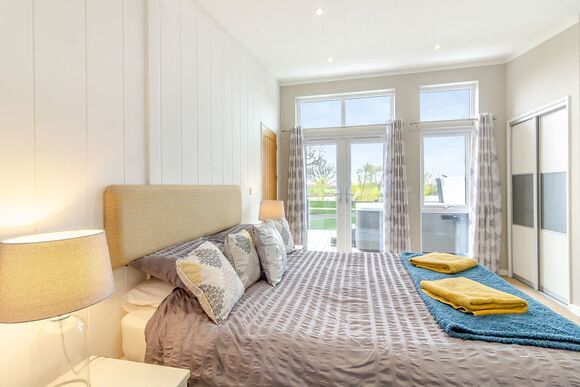 Osprey - Camper UK Leisure Park, Swinethorpe, Nr Lincoln