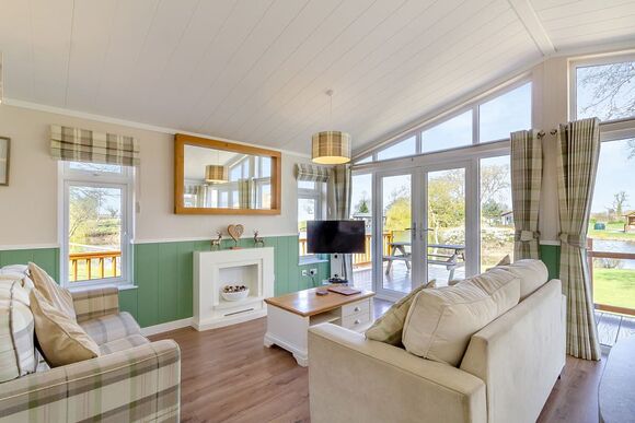 Mallard - Camper UK Leisure Park, Swinethorpe, Nr Lincoln