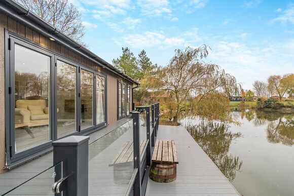 Oyster Catcher - Camper UK Leisure Park, Swinethorpe, Nr Lincoln