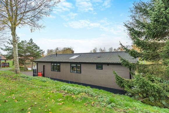 Oyster Catcher - Camper UK Leisure Park, Swinethorpe, Nr Lincoln