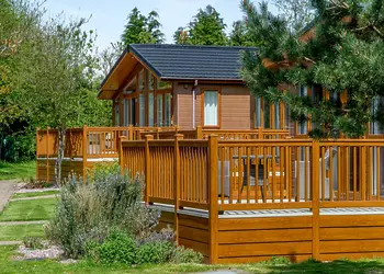 Canterbury Reach Lodge Retreat, Canterbury