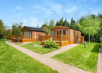 Canterbury Reach Lodge Retreat, Canterbury