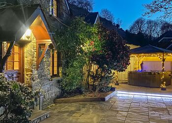 Old Millers Cottage - Cardigan Bay Holiday Park, St Dogmaels, Pembrokeshire