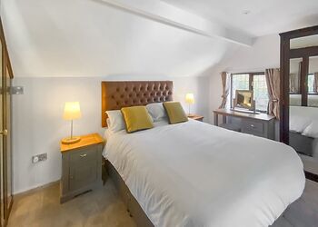 Old Millers Cottage - Cardigan Bay Holiday Park, St Dogmaels, Pembrokeshire