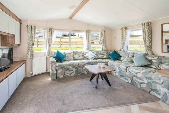 2 Bed Platinum Caravan - Cardigan Bay Holiday Park, St Dogmaels, Pembrokeshire