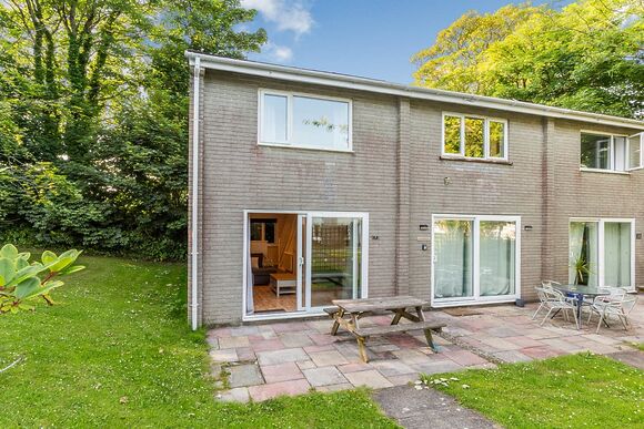 Atlantic Garden Chalet 2 - Atlantic Reach Holiday Resort, Newquay