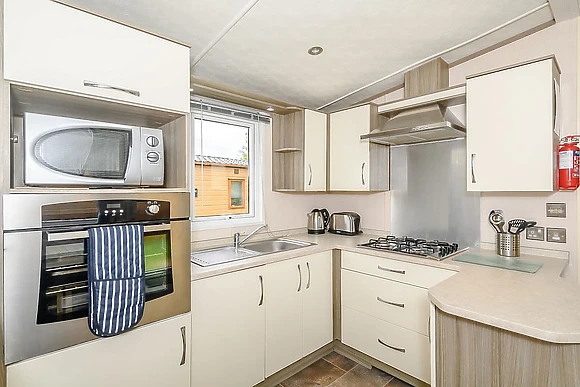 Bronze Willow 2 (Pet) - Castle Brake Holiday Park, Woodbury