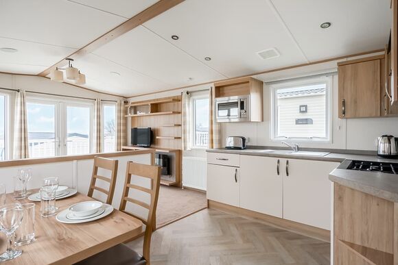 Acorn 3 - Castle Brake Holiday Park, Woodbury