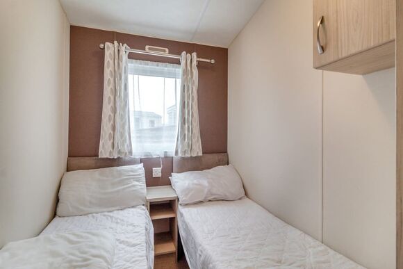 Castaways Oyster 10 Sea View - Castaways Holiday Park, Bacton-on-Sea