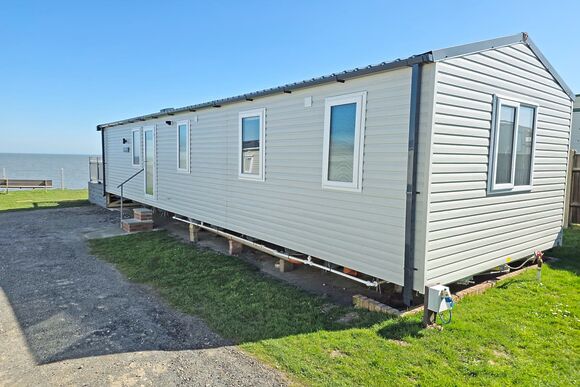 Superior Sea view 8 - Castaways Beach Resort, Bacton-on-Sea