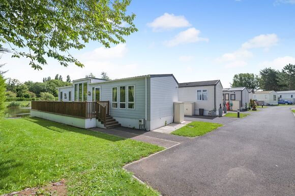 Lake View - Cawood Country Park, Cawood, Selby