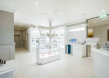 Cambridge Country Club Lodge Retreat, Cambridge