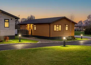 Cambridge Country Club Lodge Retreat, Cambridge