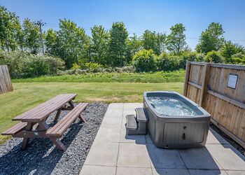 Kyloe Glamping Pod - Coldstream Holiday Park, Coldstream
