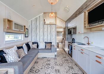 Baird&rsquo;s Chalet - Coldstream Holiday Park, Coldstream