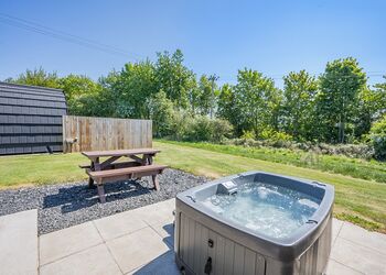 Kyloe Glamping Pod (Pet) - Coldstream Holiday Park, Coldstream