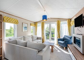 Cheviot Retreat2 Bedroom (Pet Friendly) - Coldstream Holiday Park, Coldstream