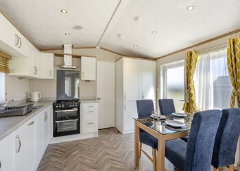 Cheviot Retreat2 Bedroom (Pet Friendly) - Coldstream Holiday Park, Coldstream