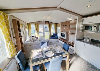 Diamond 3 (Pet) - Coldstream Holiday Park, Coldstream
